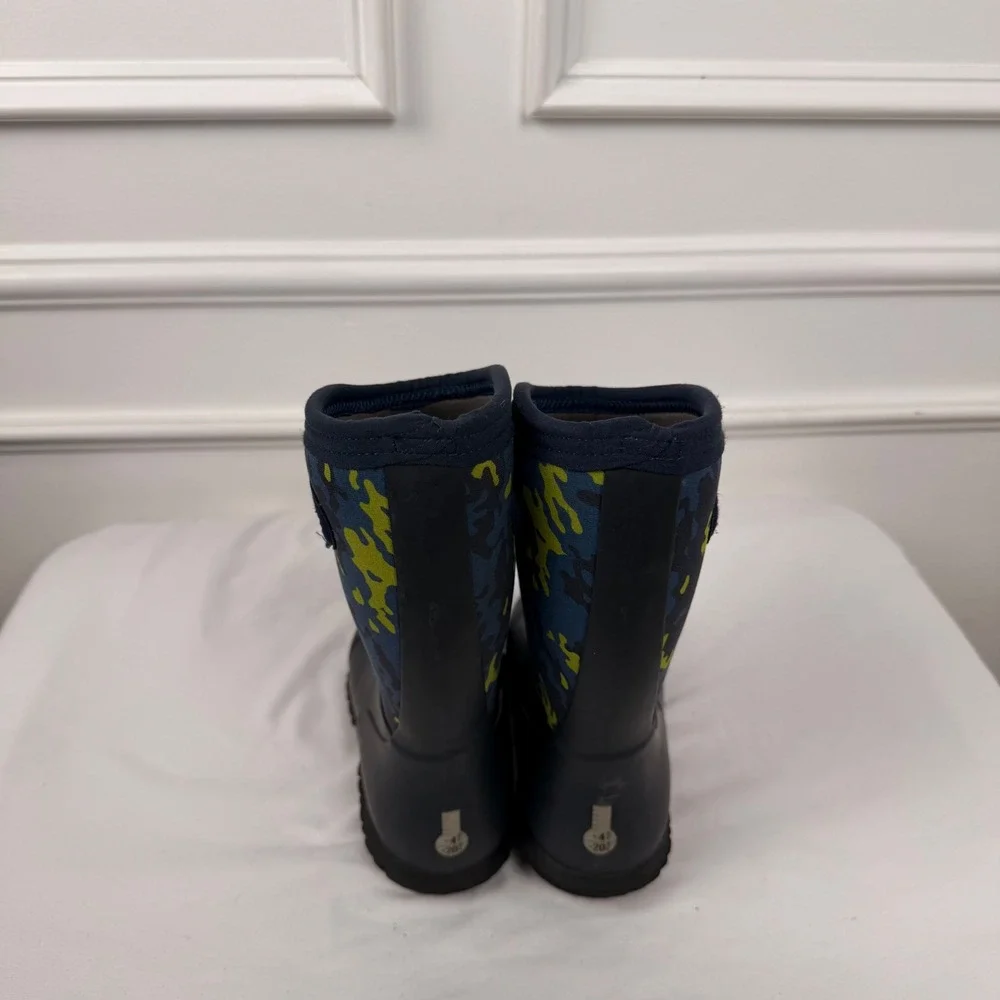 Bogs Kids Classic Camo Waterproof Insulated Rain Boots Blue Yellow Size 13 72736